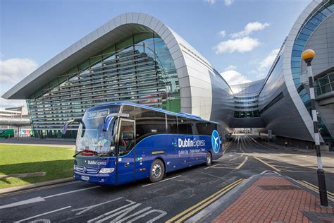 dublin airport taxi to city centre|dublin express bus to airport.